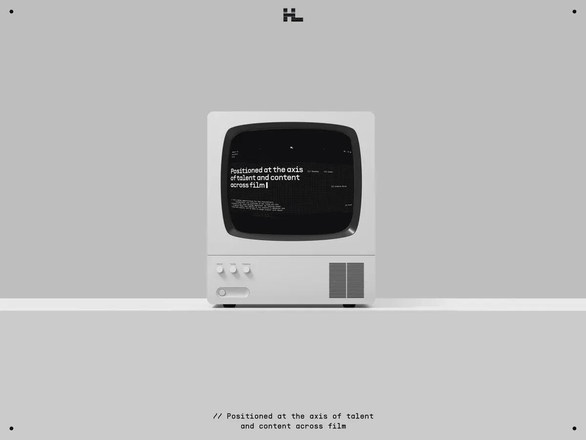 HLE mockup featuring a monitor against a gray background